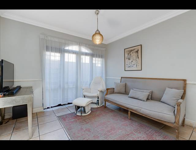 2 BEDROOM DUPLEX FOR SALE IN SUNNINGHILL